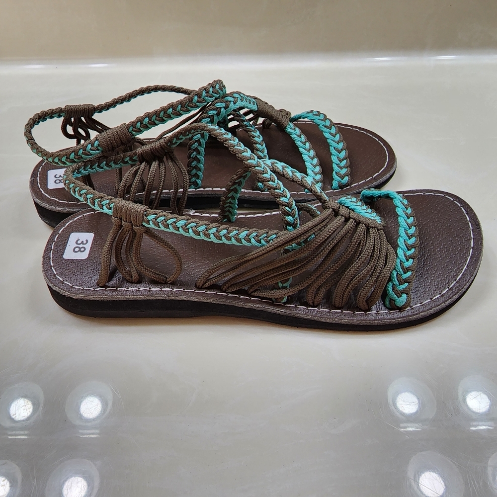 Sandals - Picture 4 of 7